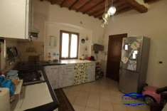 Foto Appartamento in vendita a Colle di Val d'Elsa 58 mq  Rif: 1089981