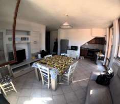 Foto Appartamento in vendita a Colle di Val d'Elsa 70 mq  Rif: 1312640