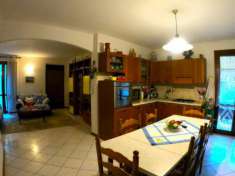 Foto Appartamento in vendita a Colle di Val d'Elsa 85 mq  Rif: 669147
