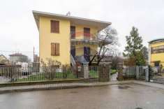 Foto Appartamento in vendita a Collecchio - 5 locali 134mq