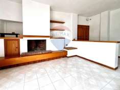 Foto Appartamento in vendita a Colledimezzo