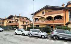 Foto Appartamento in vendita a Comazzo