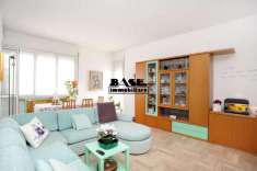 Foto Appartamento in vendita a Como