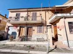 Foto Appartamento in vendita a Contigliano