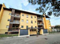 Foto Appartamento in vendita a Corbetta - 3 locali 100mq
