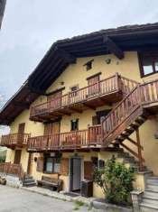 Foto Appartamento in vendita a Courmayeur