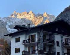 Foto Appartamento in vendita a Courmayeur