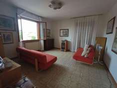 Foto Appartamento in vendita a Crespina Lorenzana - 7 locali 130mq