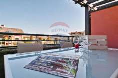 Foto Appartamento in vendita a Desenzano Del Garda - 3 locali 110mq