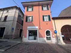Foto Appartamento in vendita a Desenzano Del Garda