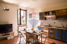 Foto Appartamento in vendita a Desenzano Del Garda