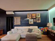 Foto Appartamento in Vendita a Desenzano del Garda