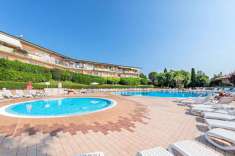 Foto Appartamento in Vendita a Desenzano del Garda Via Dolarici