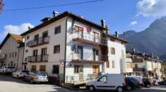 Foto Appartamento in vendita a Domegge di Cadore, Centro