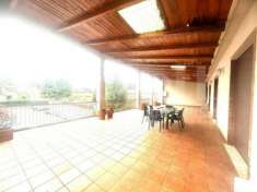 Foto Appartamento in vendita a Erba - 240mq