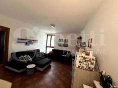 Foto Appartamento in vendita a Erba