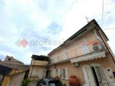 Foto Appartamento in vendita a Falciano Del Massico