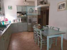 Foto Appartamento in vendita a Falconara Marittima - 7 locali 209mq