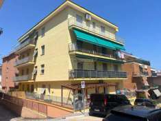 Foto Appartamento in vendita a Falconara Marittima