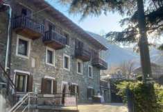 Foto Appartamento in vendita a Fenis - 3 locali 85mq