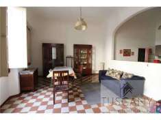 Foto Appartamento in Vendita a Firenze