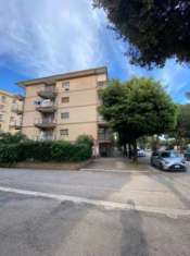 Foto Appartamento in vendita a Foggia - 5 locali 144mq