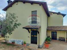 Foto Appartamento in vendita a Foligno
