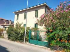 Foto Appartamento in vendita a Foligno