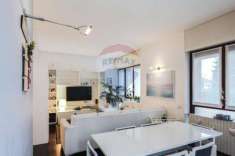 Foto Appartamento in vendita a Gallarate - 5 locali 206mq