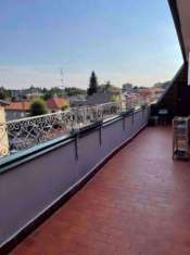 Foto Appartamento in vendita a Garbagnate Milanese - 2 locali 84mq