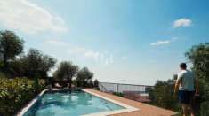 Foto Appartamento in vendita a Gardone Riviera - 4 locali 167mq