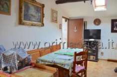 Foto Appartamento in vendita a Gardone Riviera - 6 locali 180mq