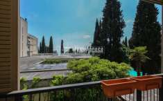 Foto Appartamento in vendita a Gardone Riviera