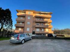 Foto Appartamento in vendita a Gazzada Schianno - 3 locali 100mq
