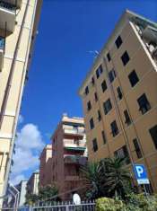 Foto Appartamento in vendita a Genova - 4 locali 100mq