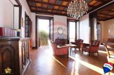 Foto Appartamento in vendita a Genova - 9 locali 212mq
