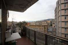 Foto Appartamento in vendita a Genova, San Martino