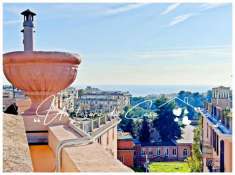 Foto Appartamento in vendita a Genova