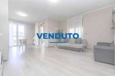 Foto Appartamento in vendita a Genova