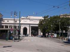 Foto Appartamento in vendita a Genova