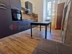 Foto Appartamento in vendita a Genova