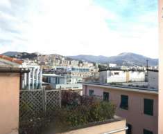 Foto Appartamento in vendita a Genova