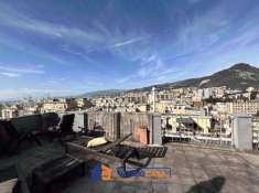 Foto Appartamento in vendita a Genova
