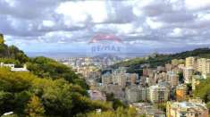 Foto Appartamento in vendita a Genova