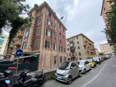 Foto Appartamento in Vendita a Genova Via Pratolongo 9