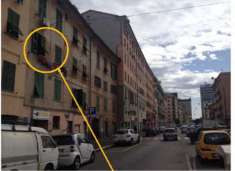 Foto Appartamento in Vendita a Genova Via Sampierdarena 21