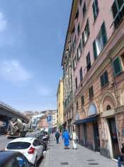 Foto Appartamento in Vendita a Genova Vico Cuneo