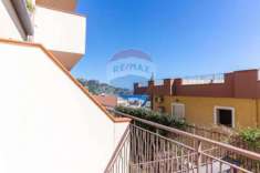 Foto Appartamento in vendita a Giardini Naxos - 2 locali 72mq