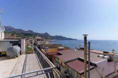 Foto Appartamento in vendita a Giardini Naxos