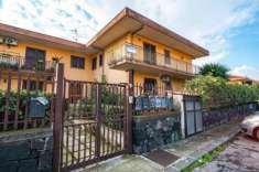 Foto Appartamento in vendita a Giarre - 5 locali 116mq